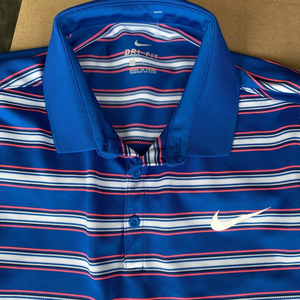Nike Dri fit Golf style Polo - Men’s Large